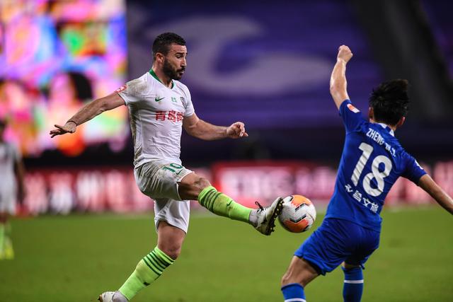 杨28+11老鹰险胜凯尔特人 步行者送76人5连败